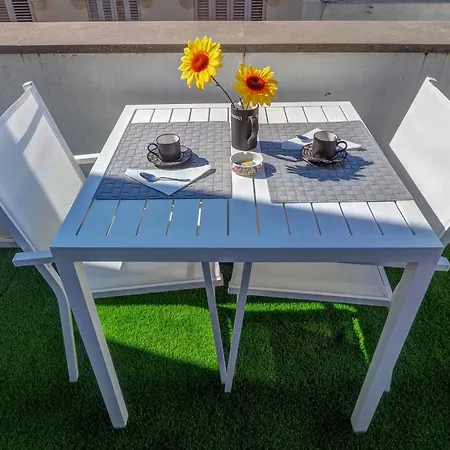 White Penthouse By Hello Homes * Sitges