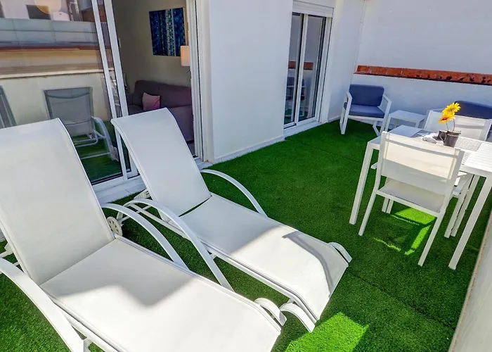 Apartment White Penthouse By Hello Homes *